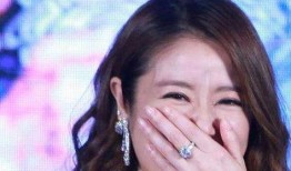 林心如视频爆料钻戒,奢华钻戒引热议