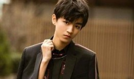 吴昕直播爆料王俊凯视频,王俊凯幕后视频曝光，网友热议不断